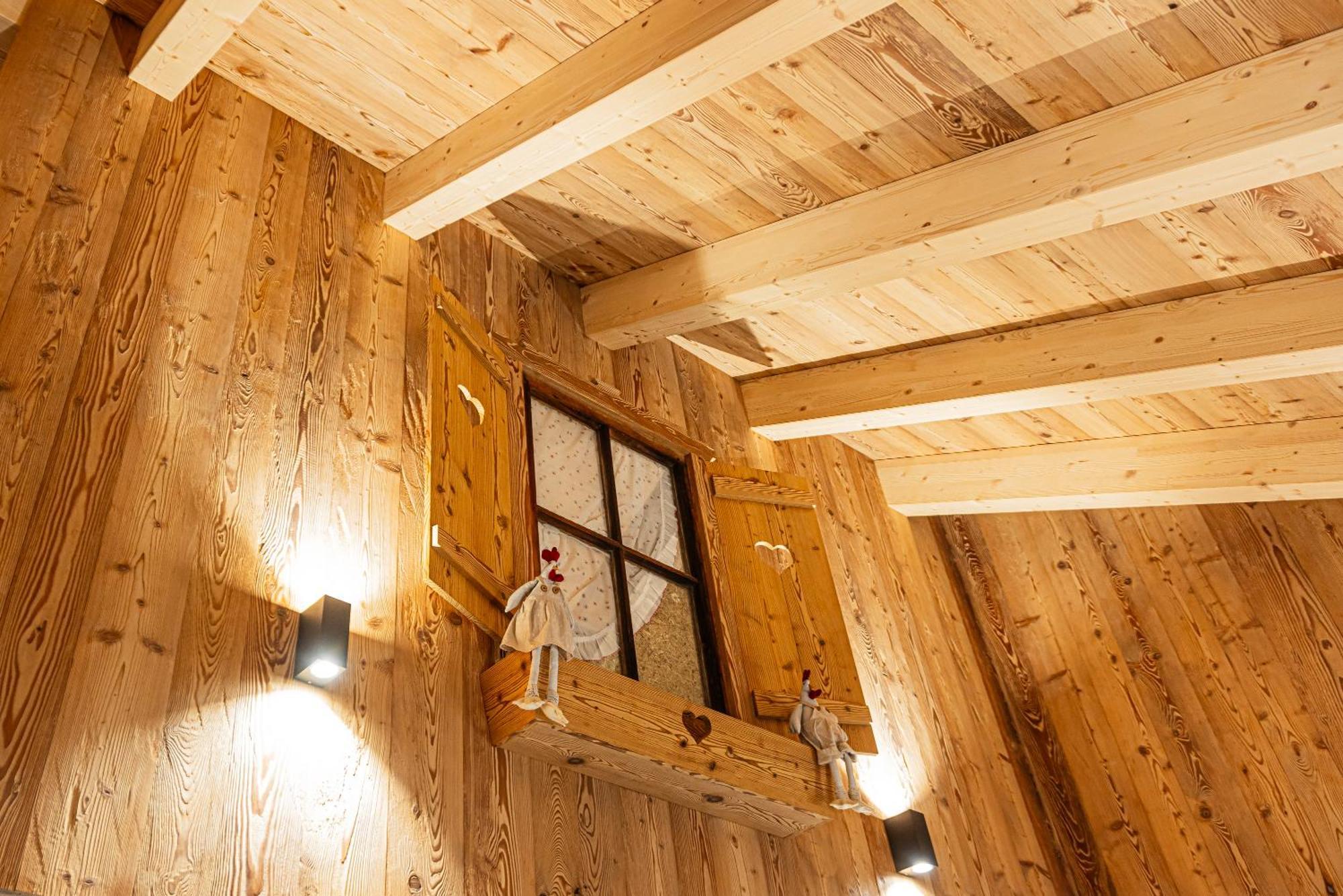 Farm Chalet Jusciara Badia  Exteriér fotografie